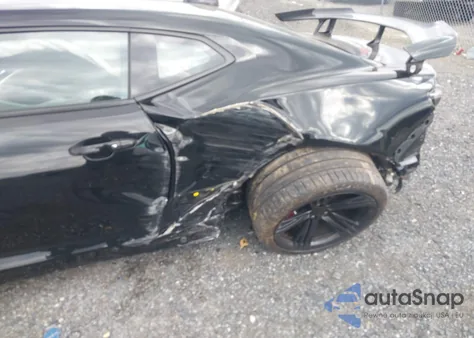 2021 Chevrolet Camaro Rwd Zl1 from USA, damaged, VIN 1G1FJ1R65M0104048